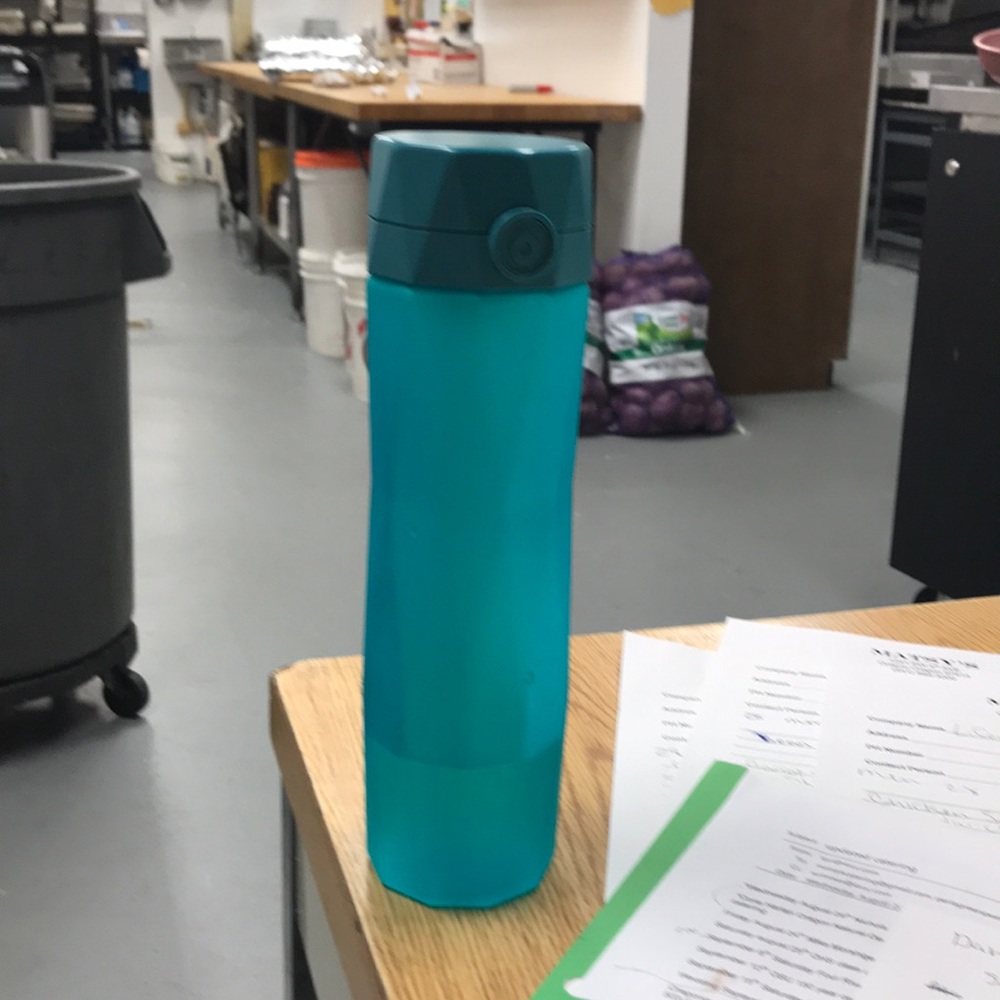 Meet your Posher, Perla